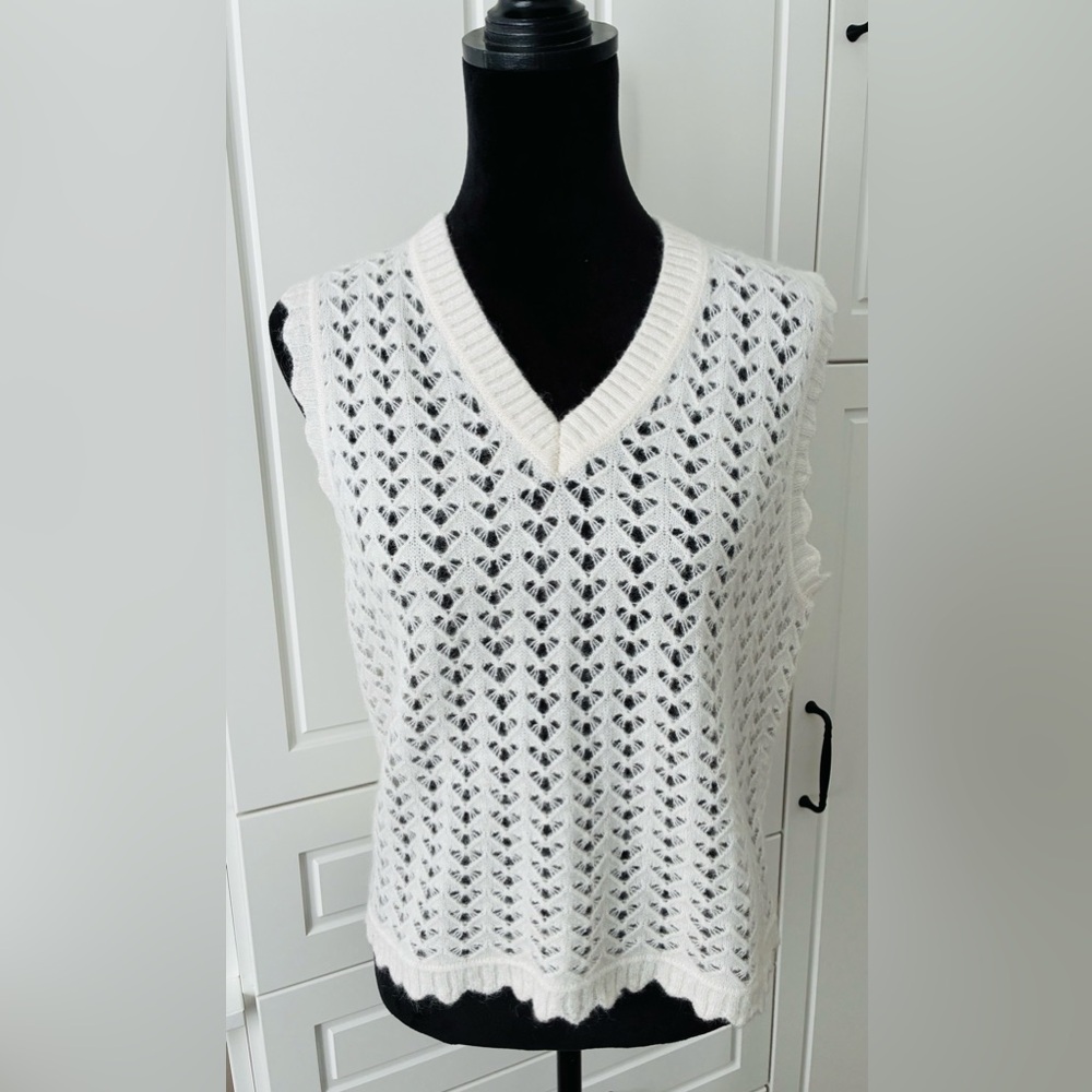 AllSaints Ivory Open Knit Wool-mohair  Blend Sweater Vest Size L Like New c5
